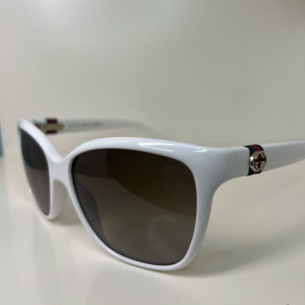 Pearl White GUCCI Sunglasses